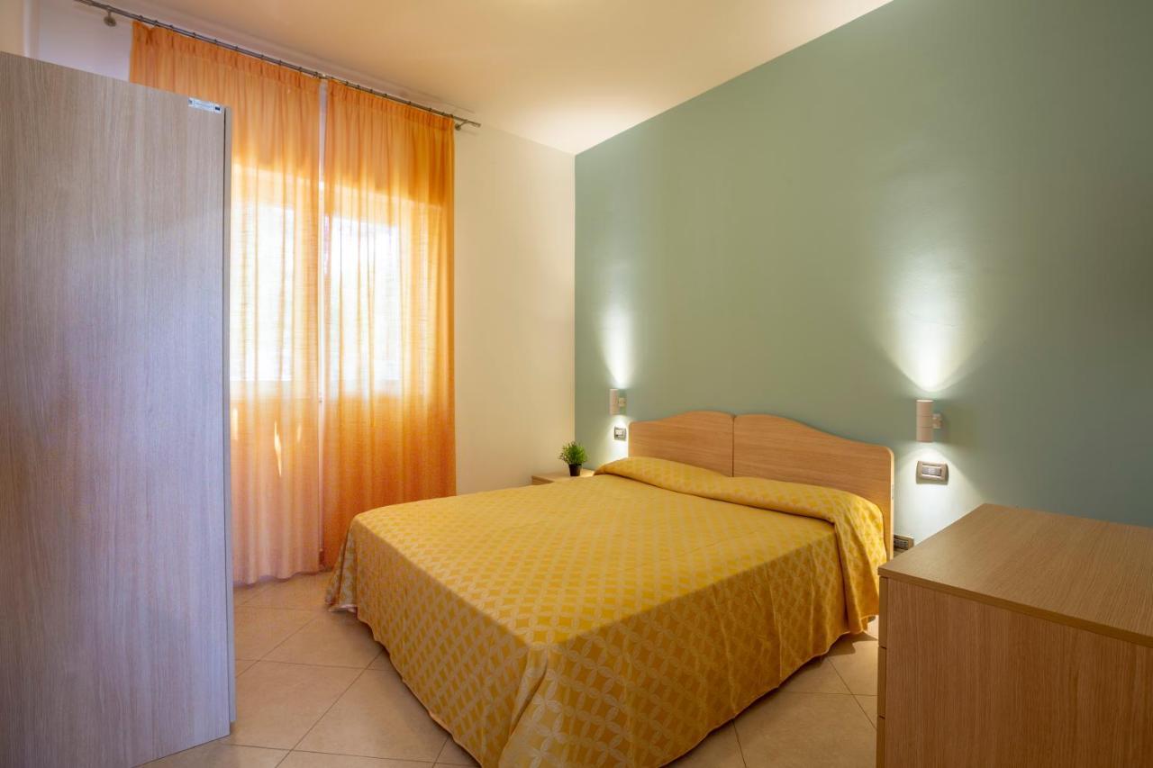 Hotel Riva Del Sole Giovinazzo Exterior foto